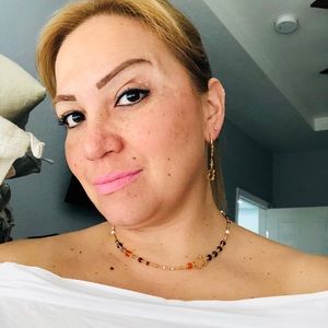 Meet your Posher, Marta